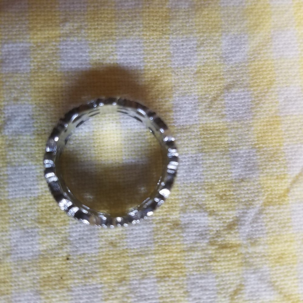 Cute ring - Picture 5 of 5